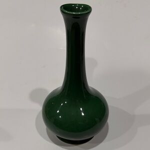 Vintage Royal Haeger Elegant Green Ceramic Bud Vase